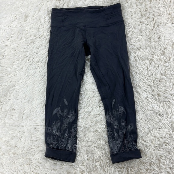 Lululemon Acro Crop Peacock Feather - Picture 1 of 5